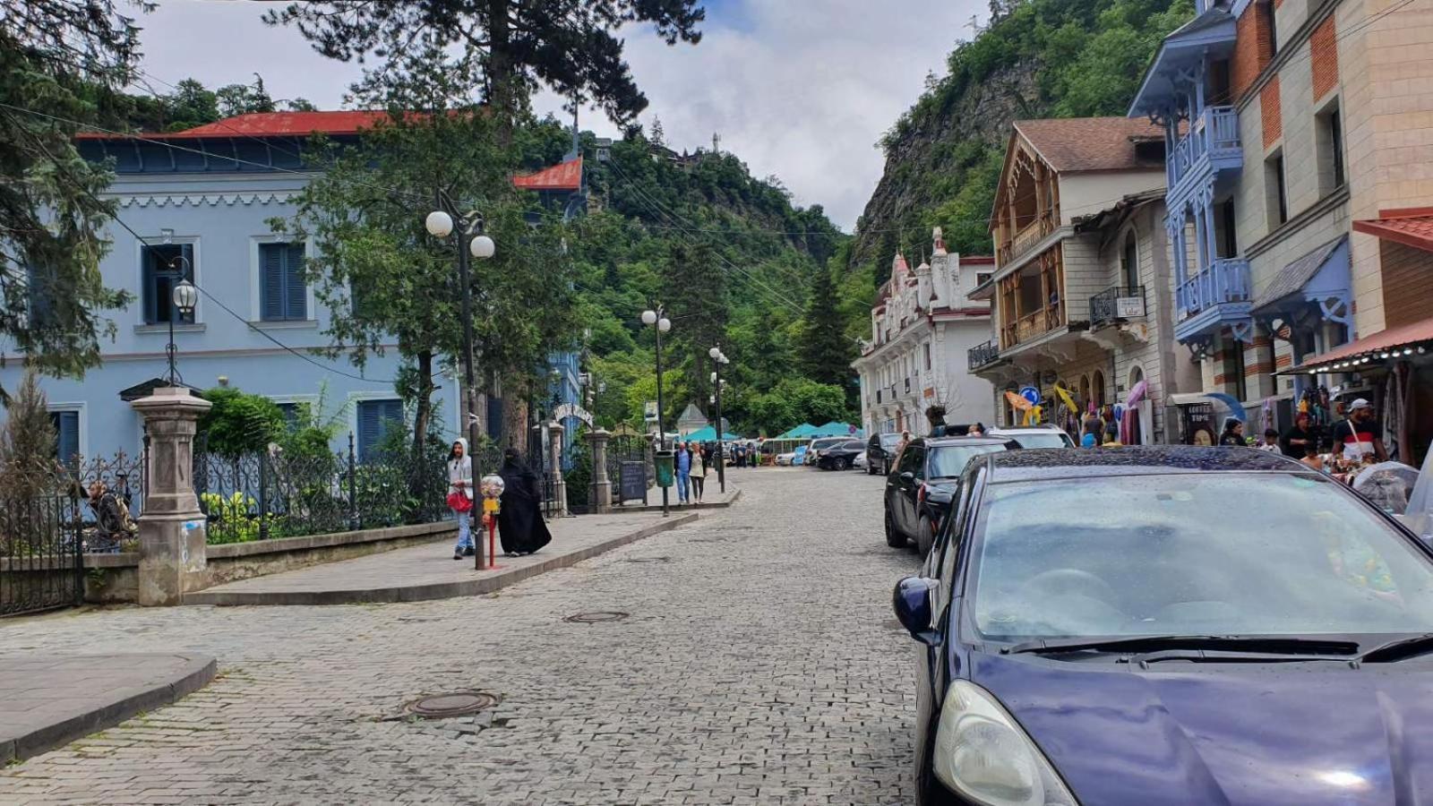 Alongside Park Borjomi Hotel Kültér fotó